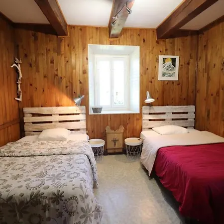 Casa vacanze Maison Charmante Avec Jardin Et Cheminee, 3 Ch, Proche Lac Et Rando - Fr-1-742-440 Chanterelle